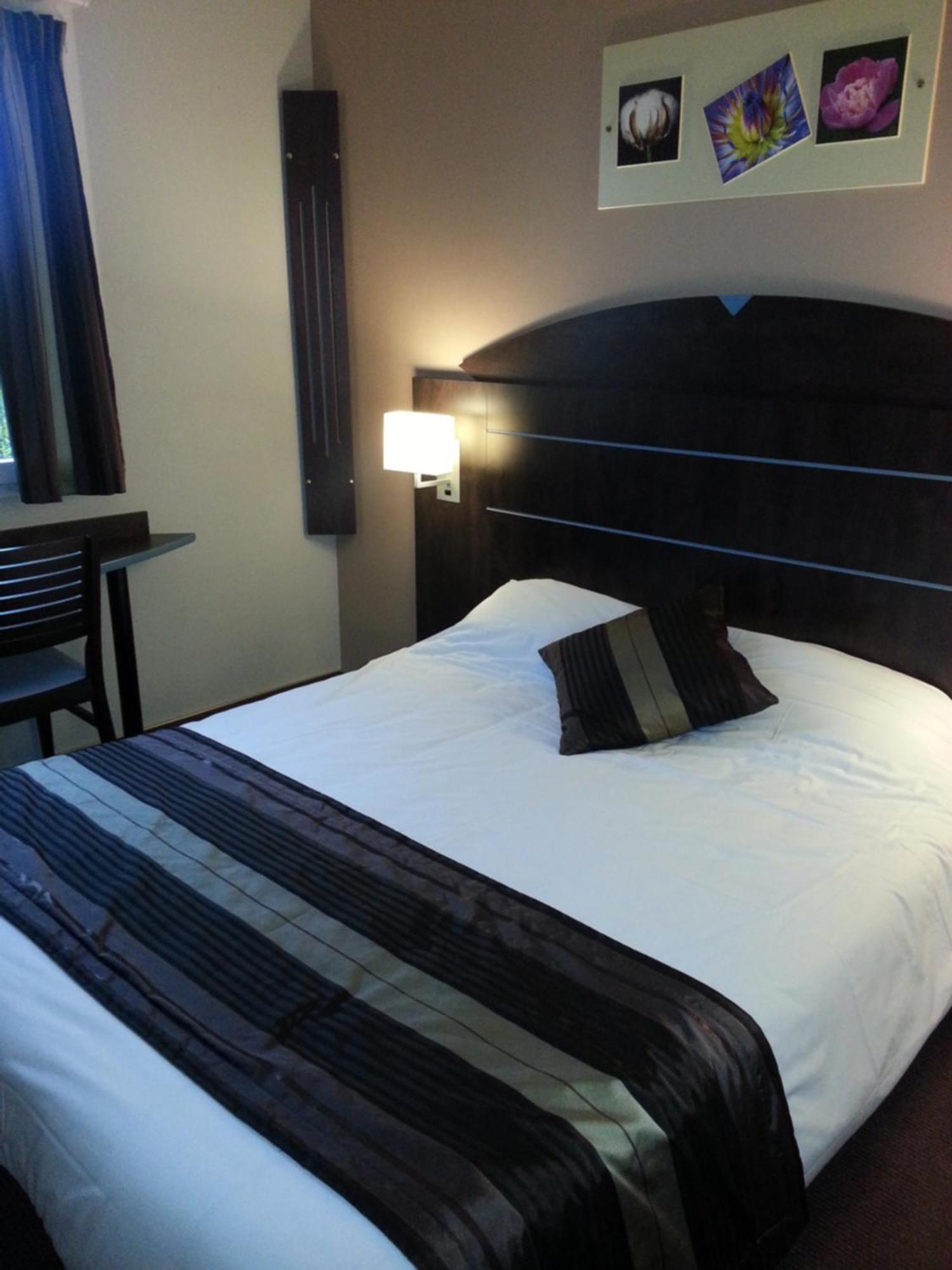 Hotel Akena City Caudry Exterior photo